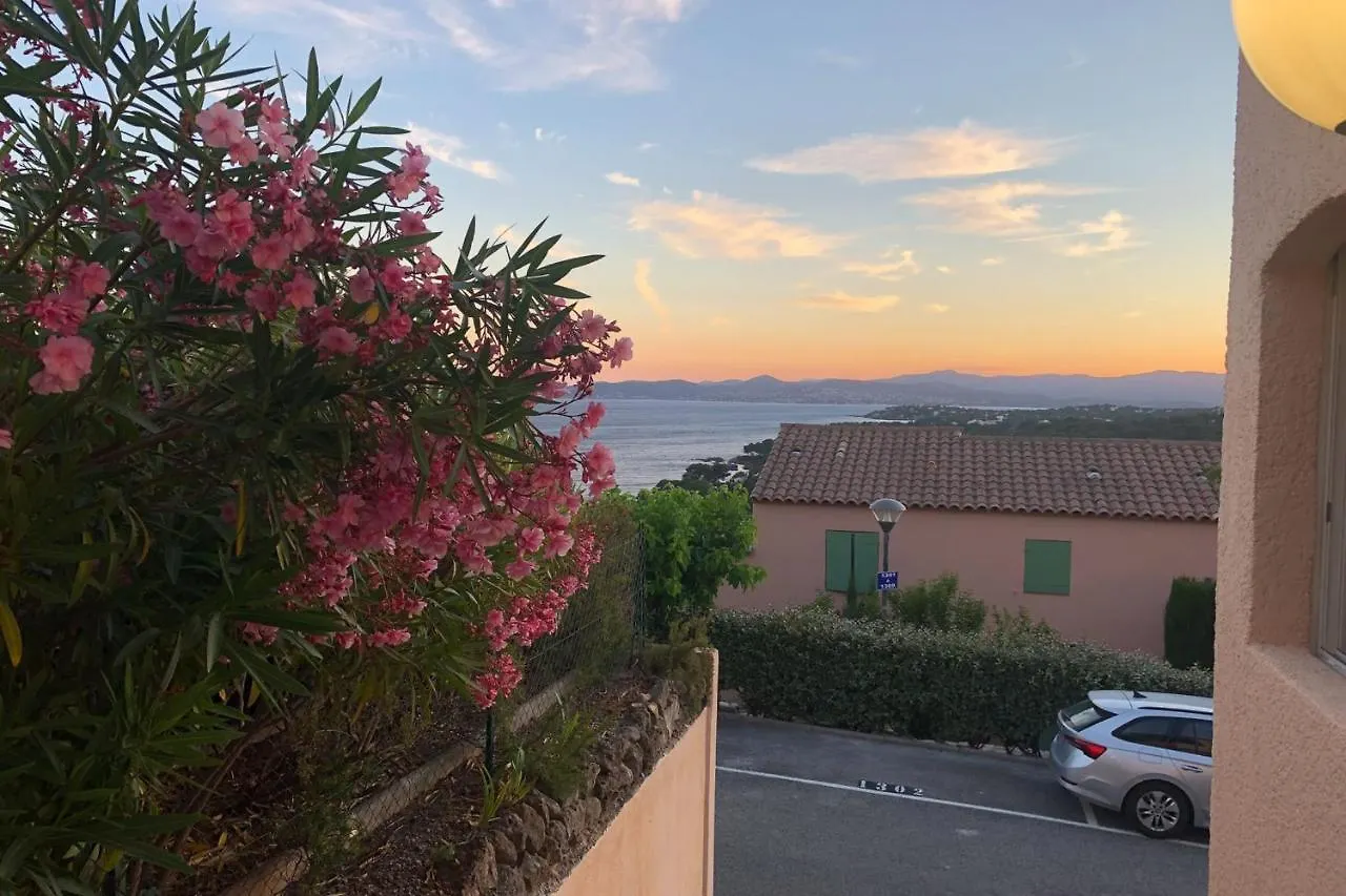 Apt With Swimming Pool 500M From The Beach Saint-Raphaël